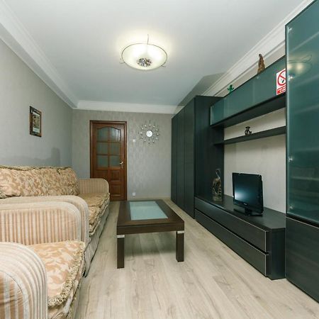 Уютная Квартира На Лукьяновке Kyiv Exterior photo