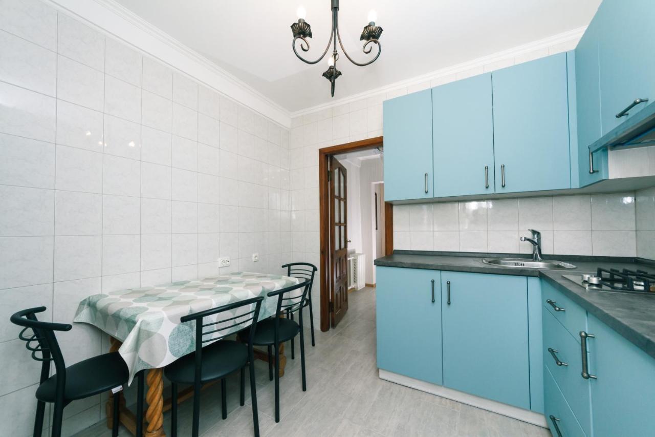 Уютная Квартира На Лукьяновке Kyiv Exterior photo